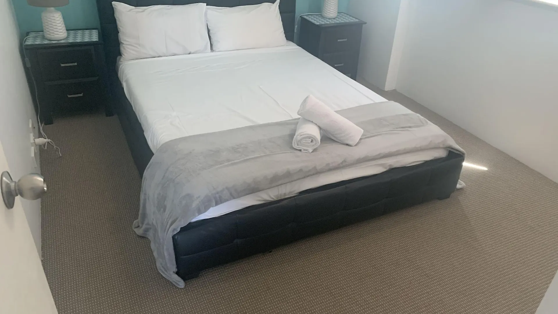 Beachfront Towers Sunshine Coast Apartment