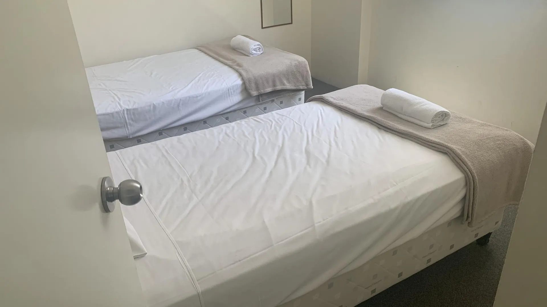 Apartment Beachfront Towers Sunshine Coast Australia